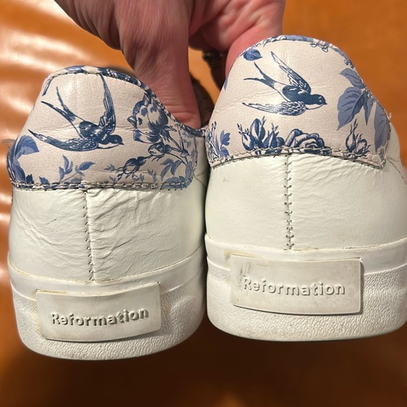 Reformation White Leather Harlow Sneaker sz 7 - Picture 4 of 12